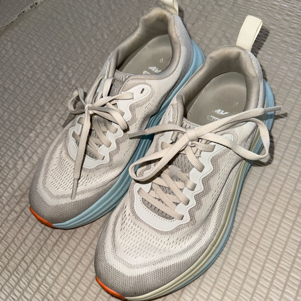Tan AVIA Sneakers 8.5